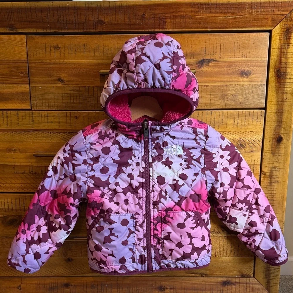 The North Face Girls Reversible Floral Hooded Puffer Jacket